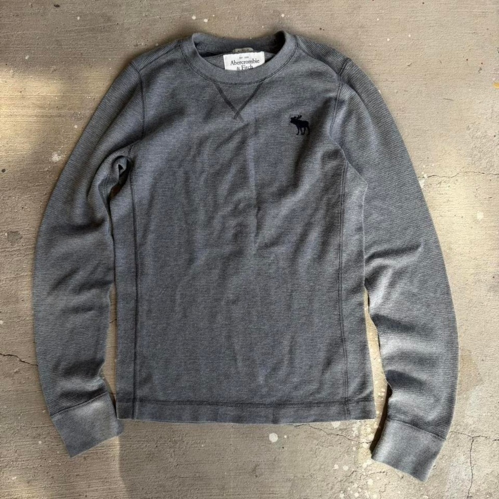 Abercrombie‎ & Fitch grey crewneck sweatshirt